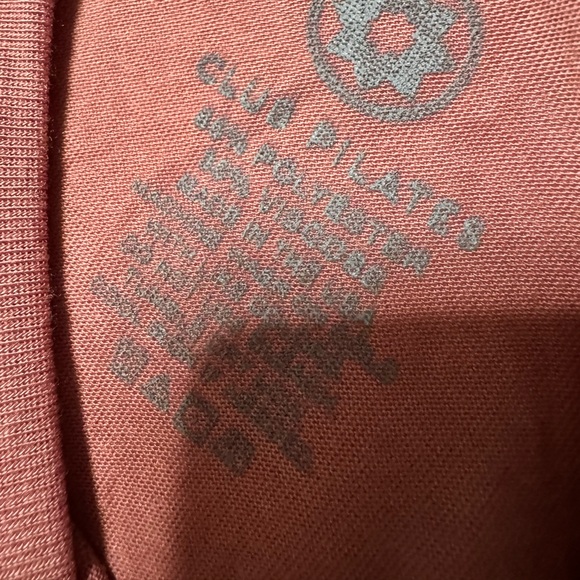 NWT- CLUB PILATES Moon Step Hem Graphic Tank Top in Mauve - Picture 7 of 10